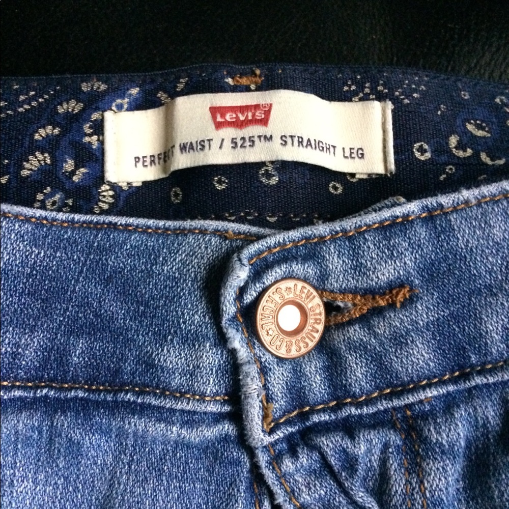 Levi’s 525 Straight Leg Jeans